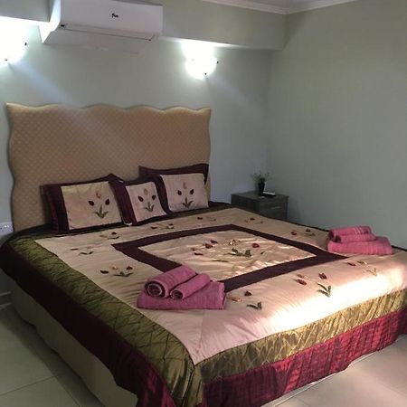 Livadia Studio Пафос Екстер'єр фото
