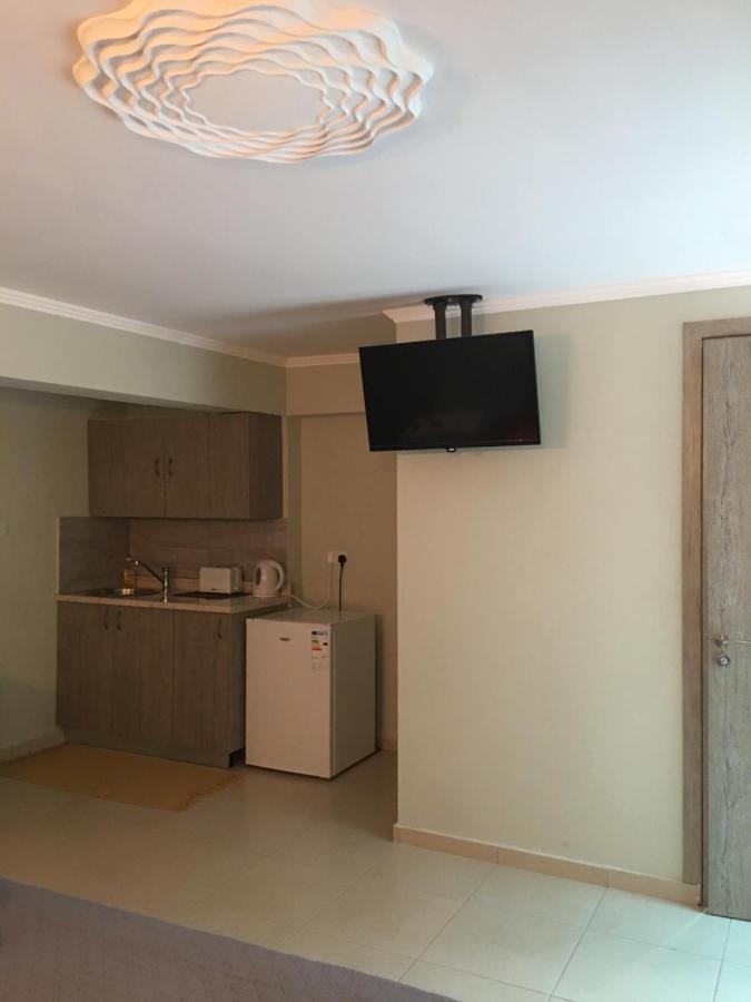Livadia Studio Пафос Екстер'єр фото